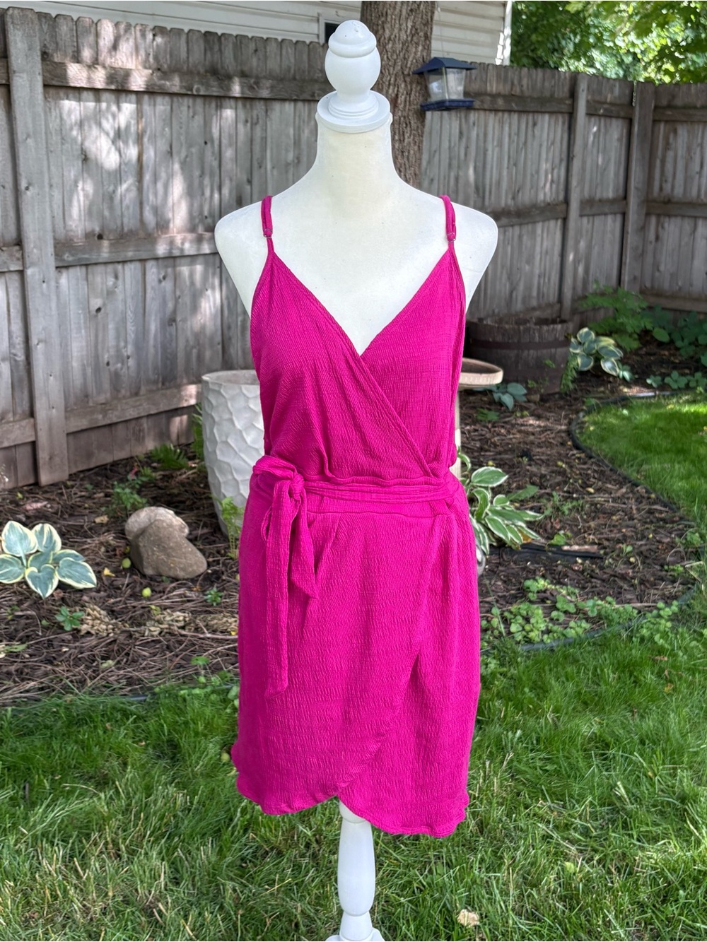 Universal Thread Fuchsia Spaghetti Strap Dress Size S